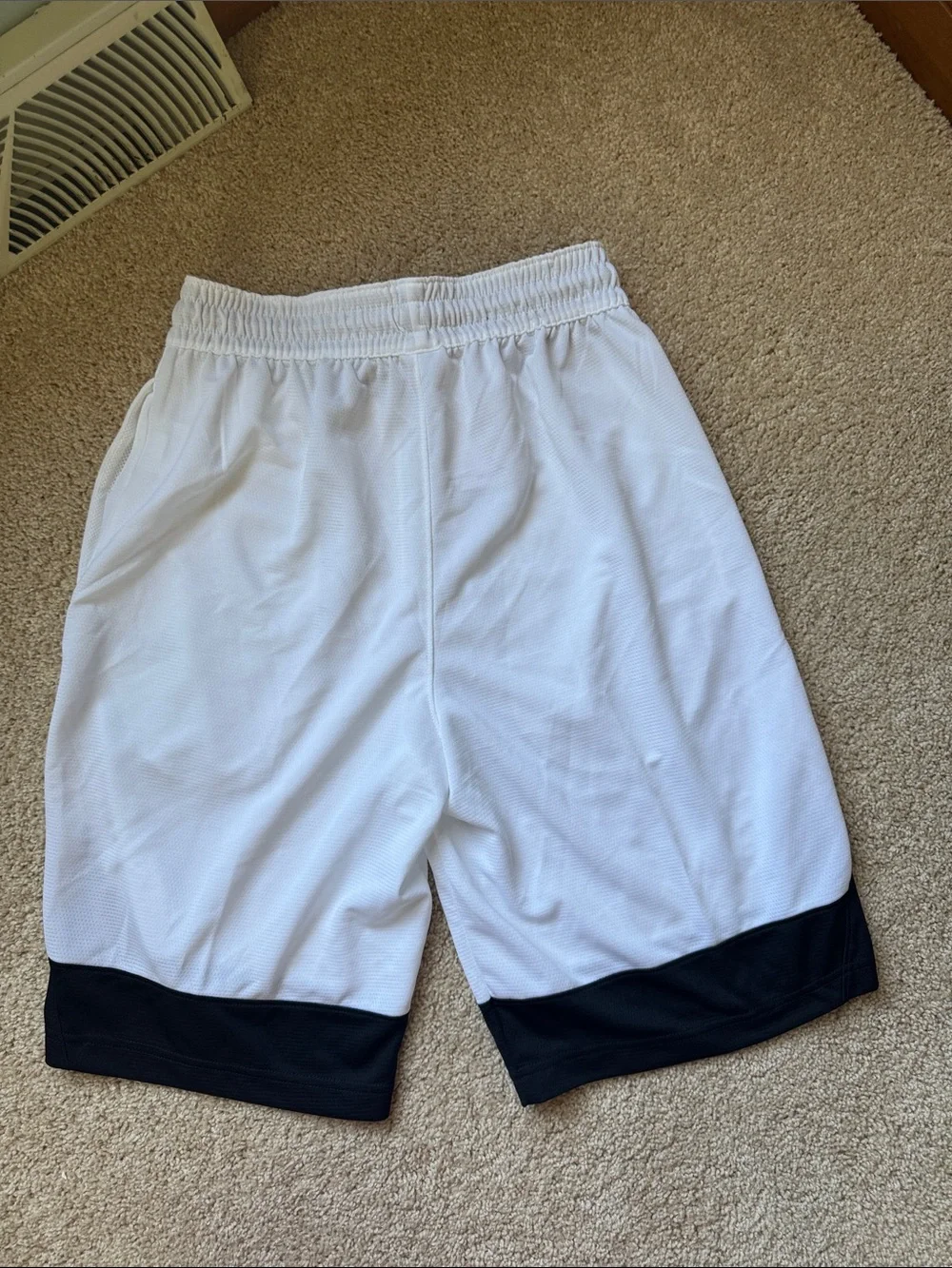 NWT - Nike Men’s White and Black Athletic Shorts size Small